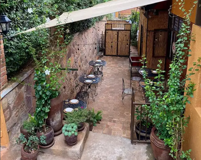 Kigali Pizza Company restaurant courtyard in Kacyiru